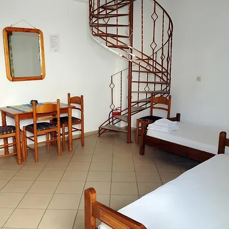 Dimitris Studios Kokkari